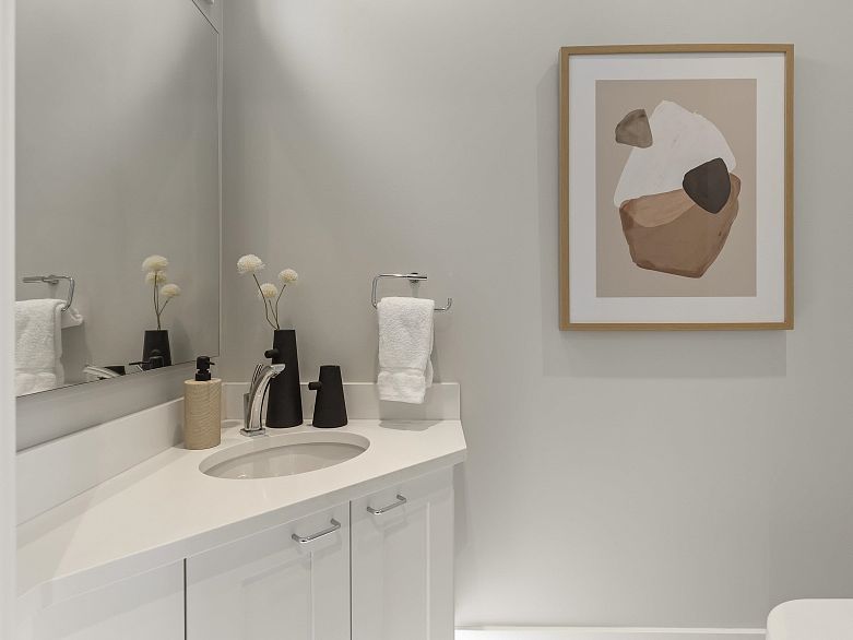 3483 Collingwood Street