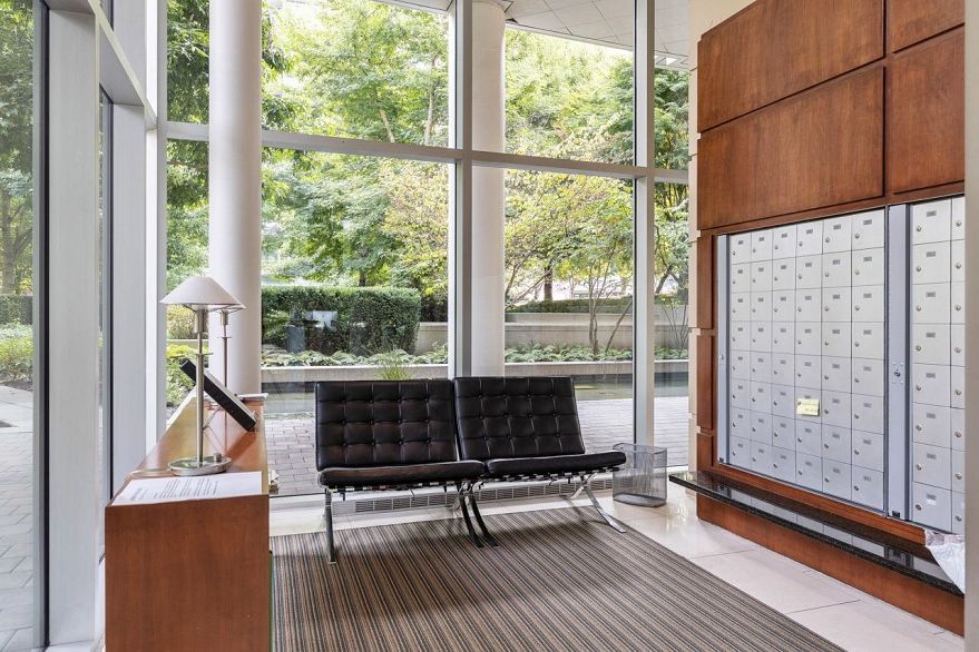 1202 1680 Bayshore Drive