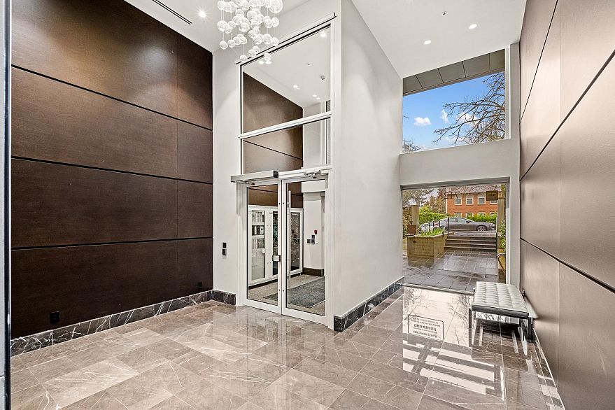 212 7128 Adera Street