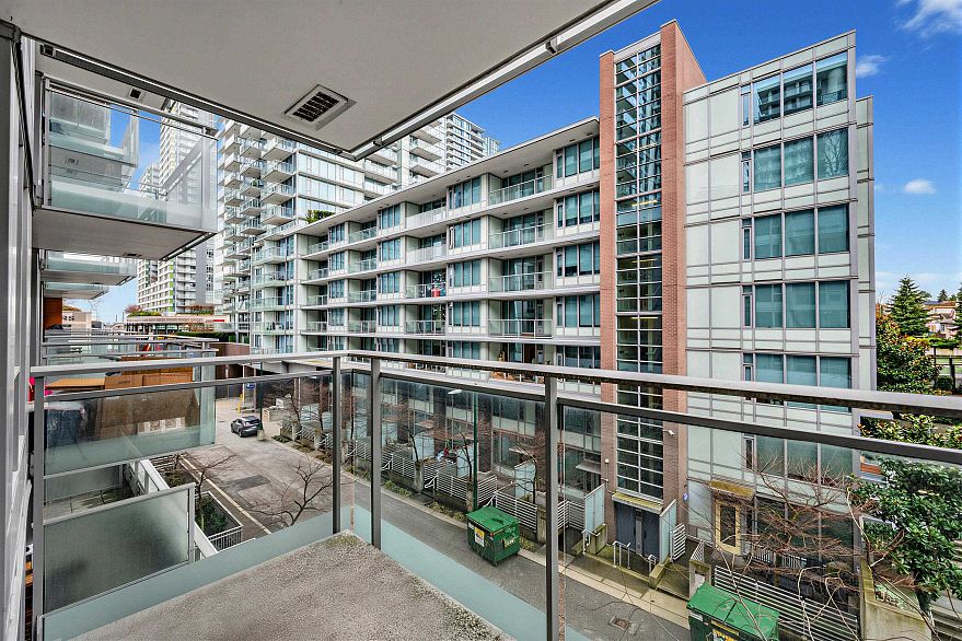 611 455 SW Marine Drive