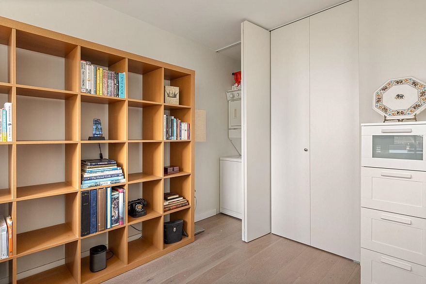 406 1740 Comox Street