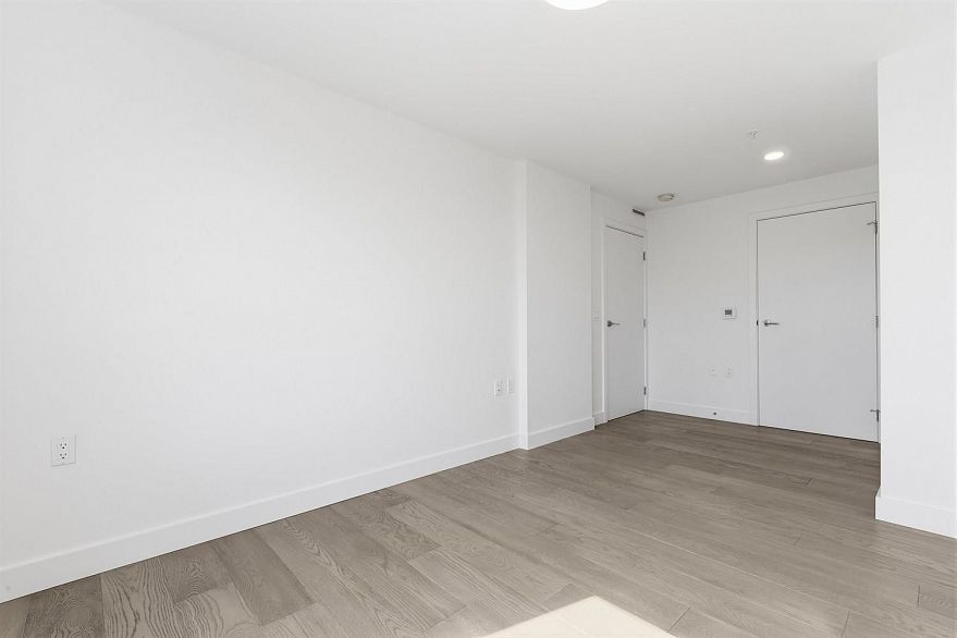 309 3590 W 39th Avenue