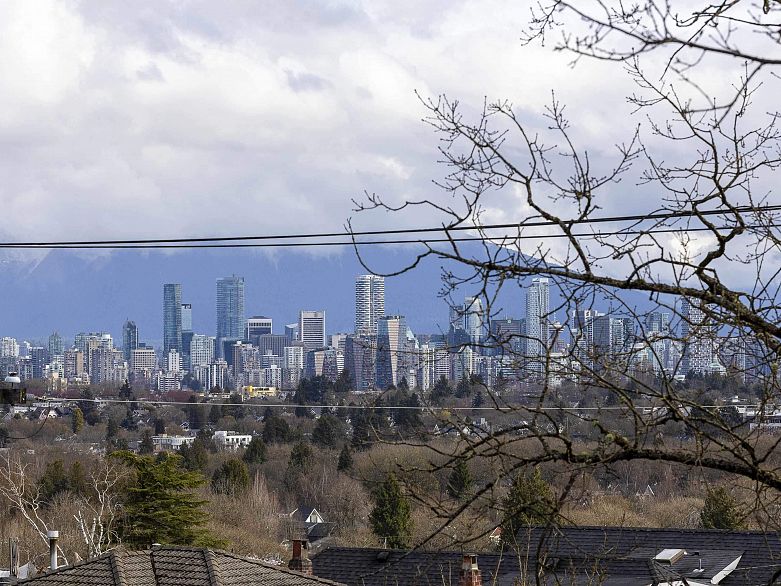 3483 Collingwood Street