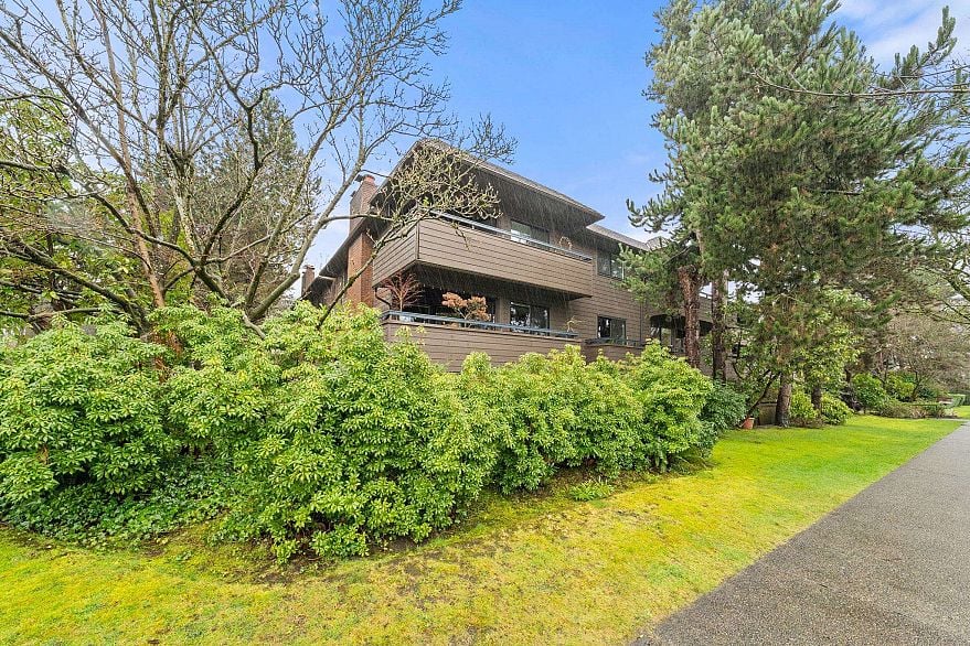 209 1720 W 12th Avenue