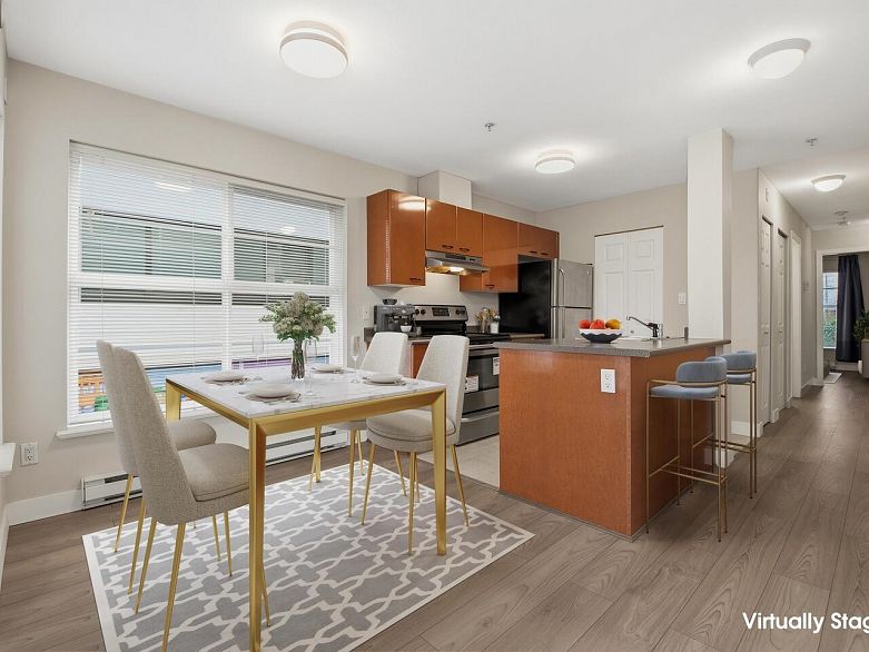 206 1688 E 8th Avenue