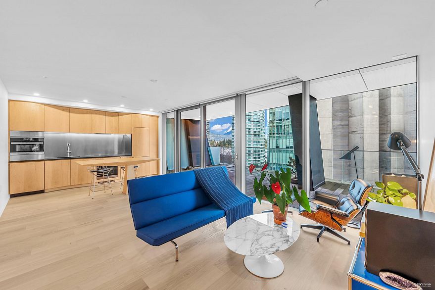 804 1568 Alberni Street