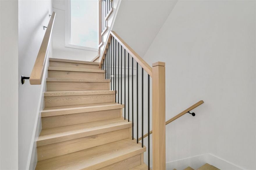 2 3216 Venables Street