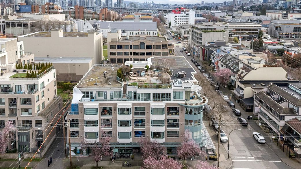 409 1688 Cypress Street