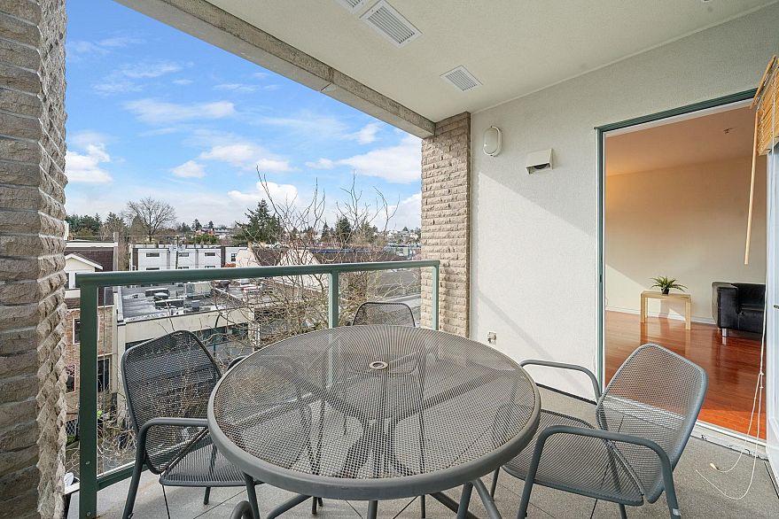 409 1688 Cypress Street