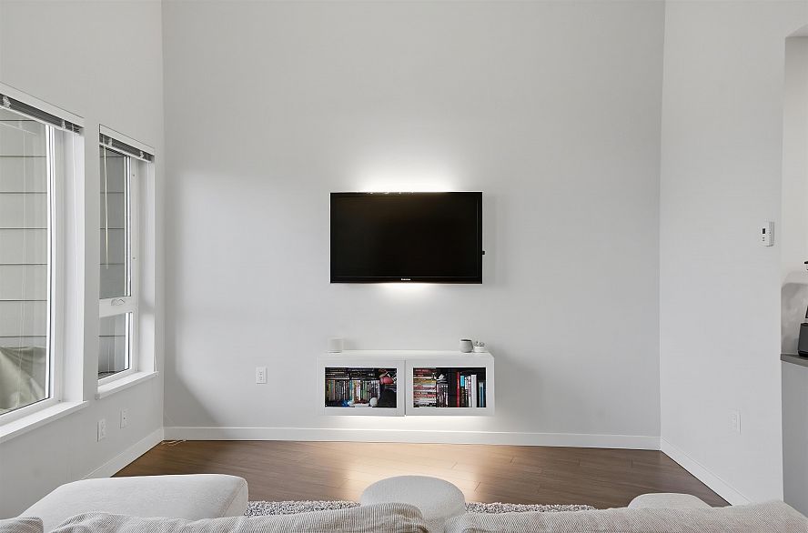 507 3263 Pierview Crescent