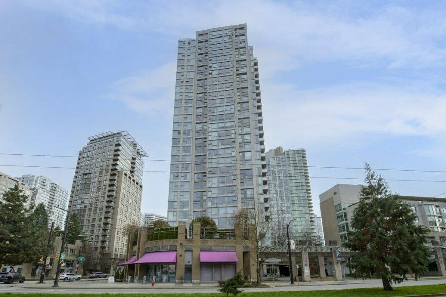 1901 1008 Cambie Street