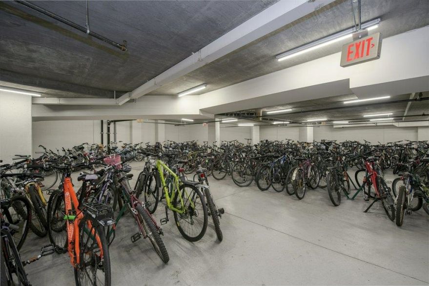 1901 1008 Cambie Street