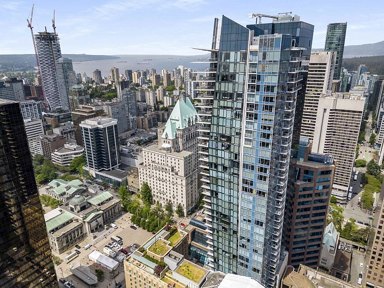 2301 667 Howe Street