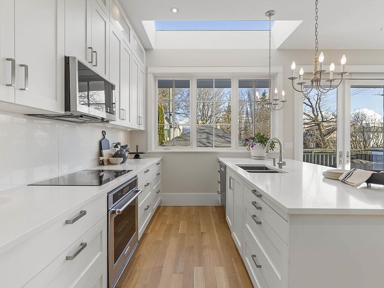 3483 Collingwood Street