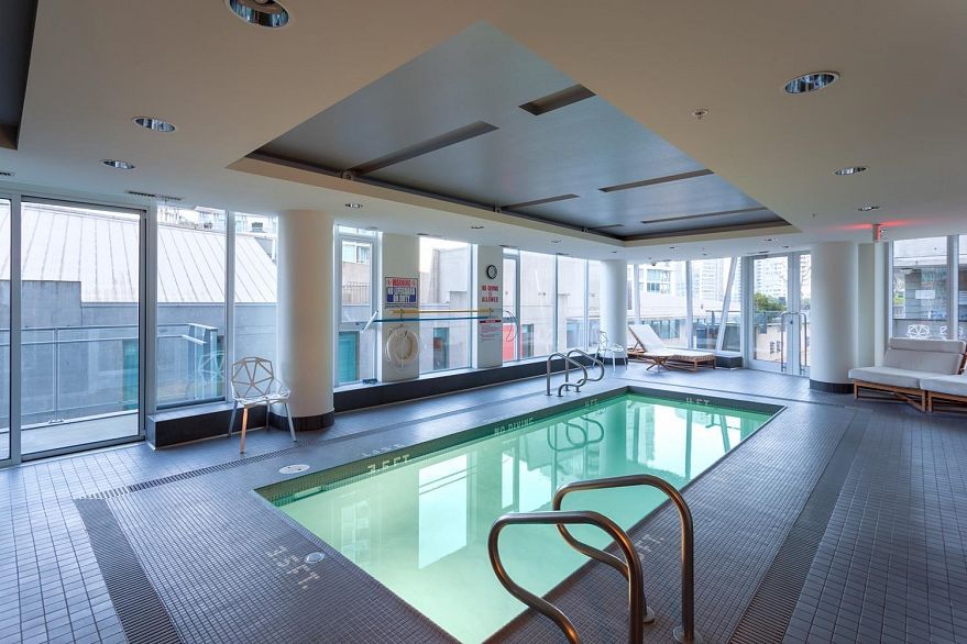 3101 1499 W Pender Street