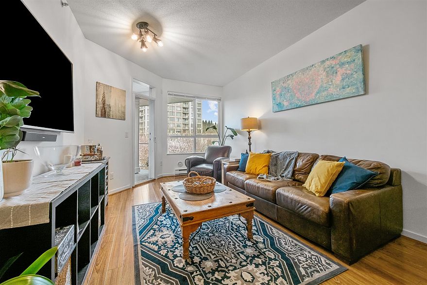 411 3551 Foster Avenue