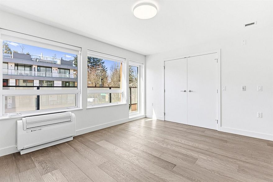 301 3590 W 39th Avenue