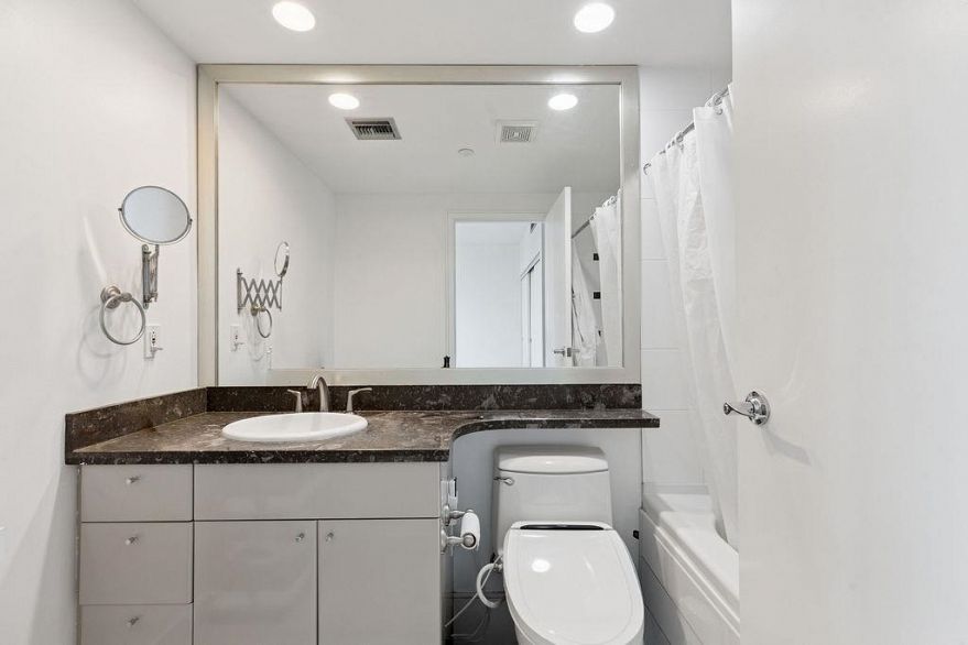 1202 1680 Bayshore Drive