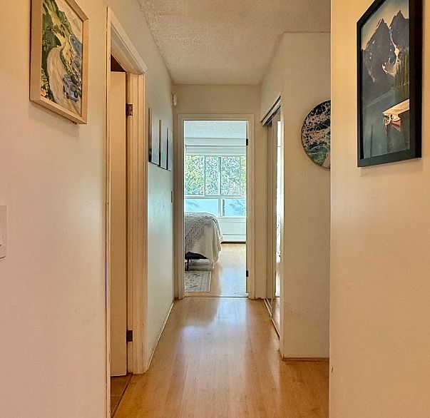 208 1516 Charles Street