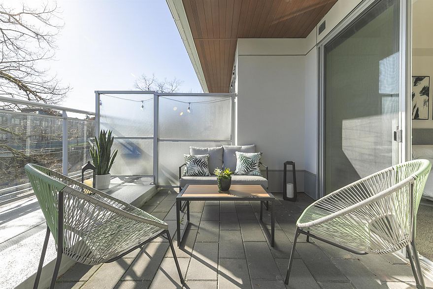 206 3333 Main Street