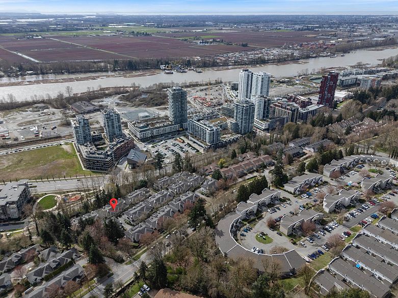 5 3586 Rainier Place