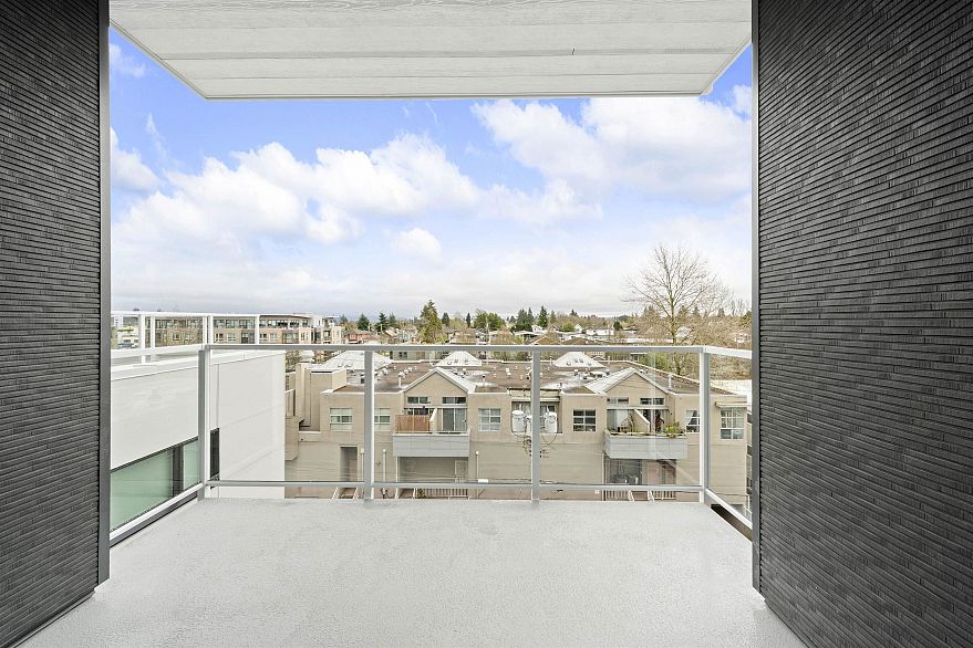 508 4928 Quebec Street