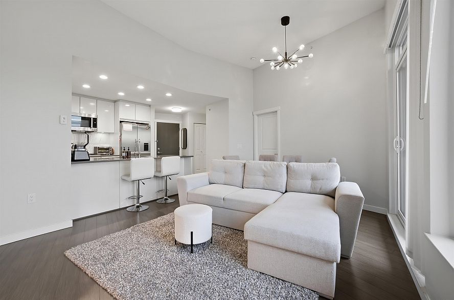 507 3263 Pierview Crescent