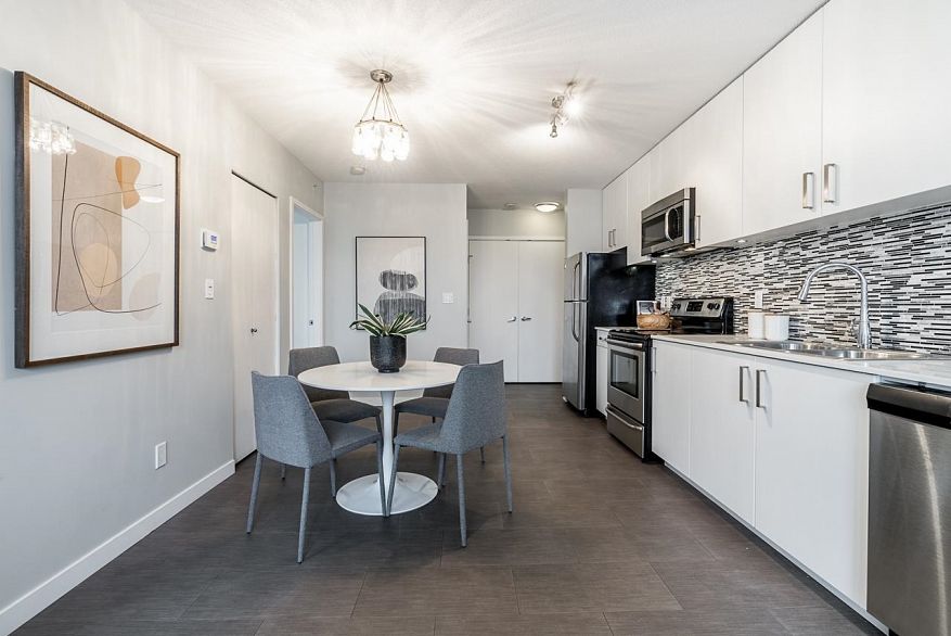 1011 66 W Cordova Street