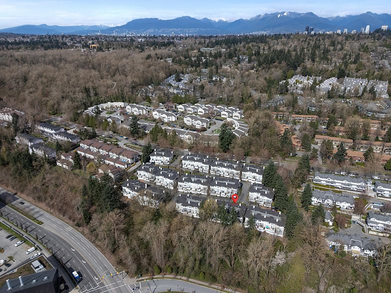 5 3586 Rainier Place