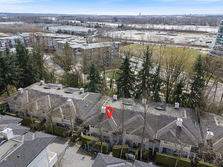 5 3586 Rainier Place