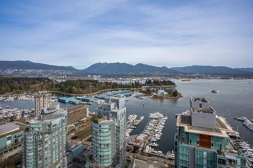 3101 1499 W Pender Street