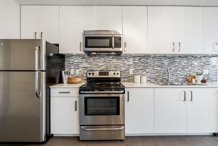 1011 66 W Cordova Street