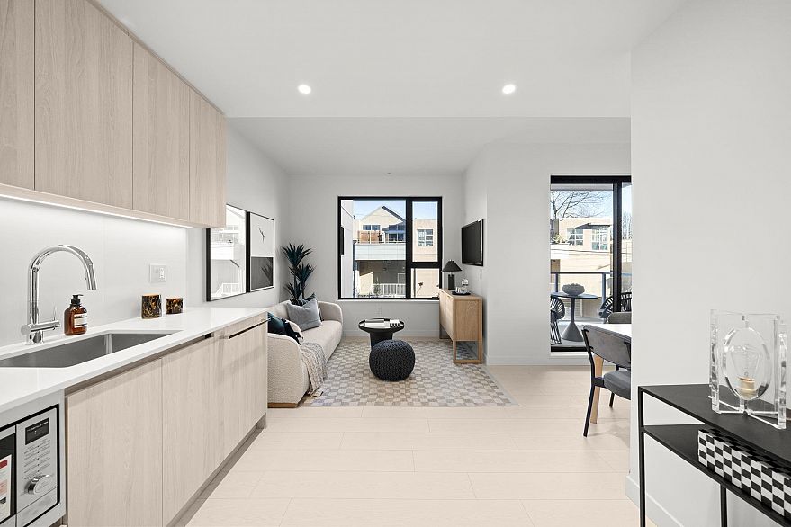 508 4928 Quebec Street