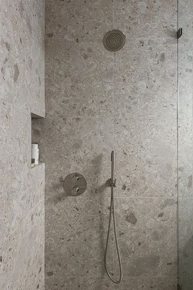 1 3449 W 22nd Avenue