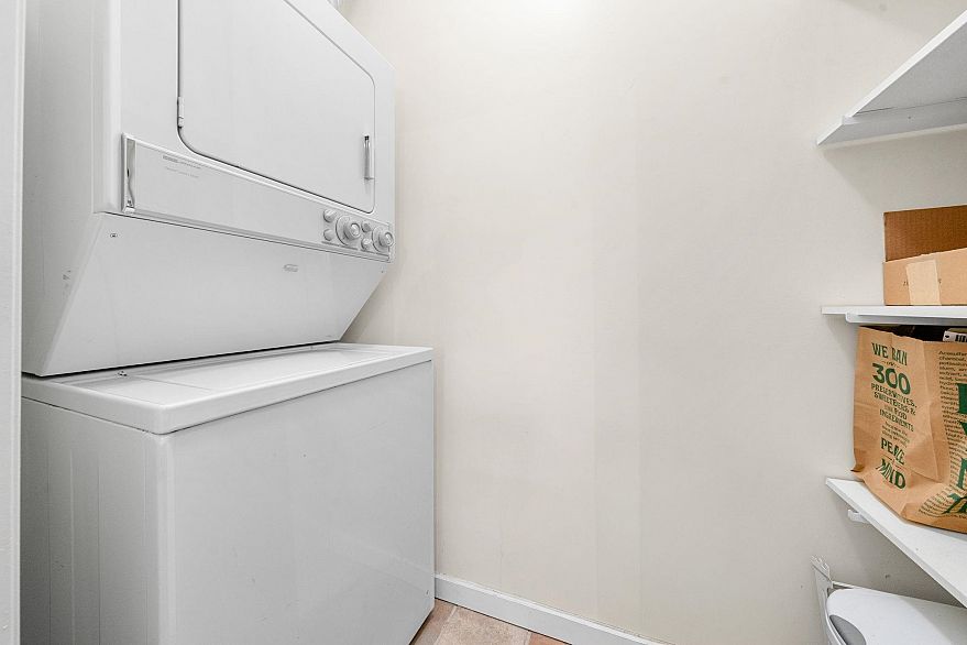 409 1688 Cypress Street