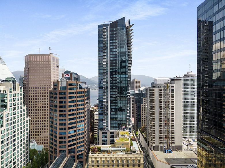 2301 667 Howe Street