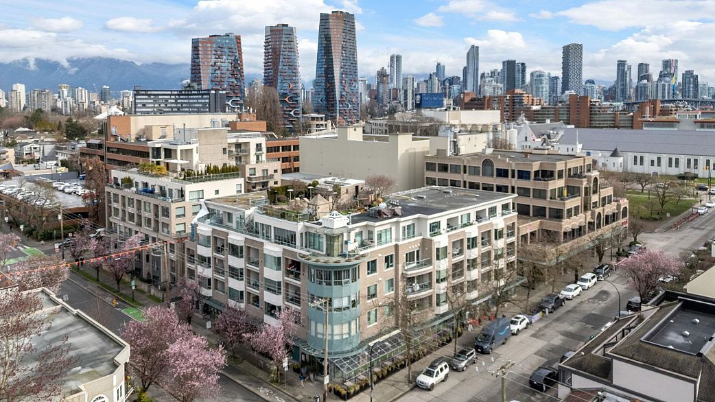 409 1688 Cypress Street