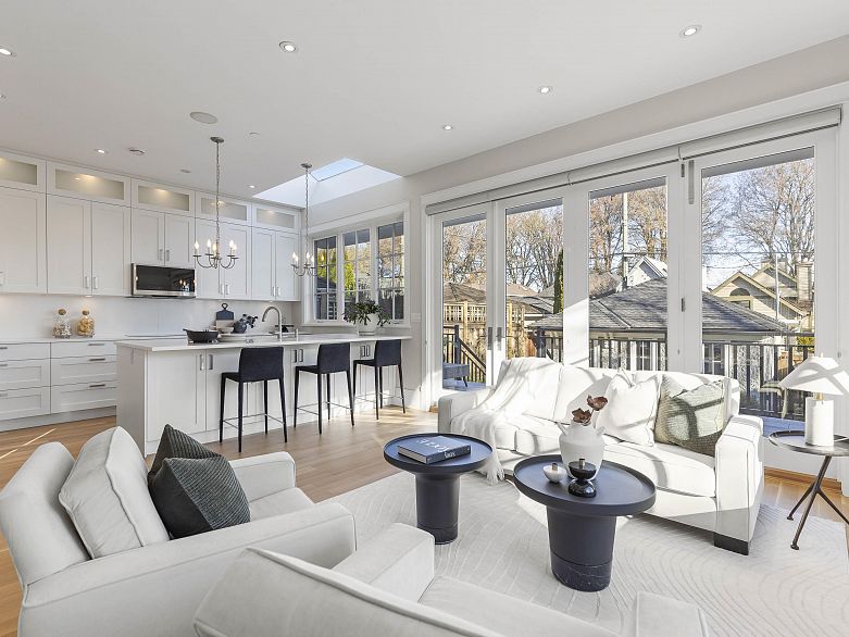 3483 Collingwood Street