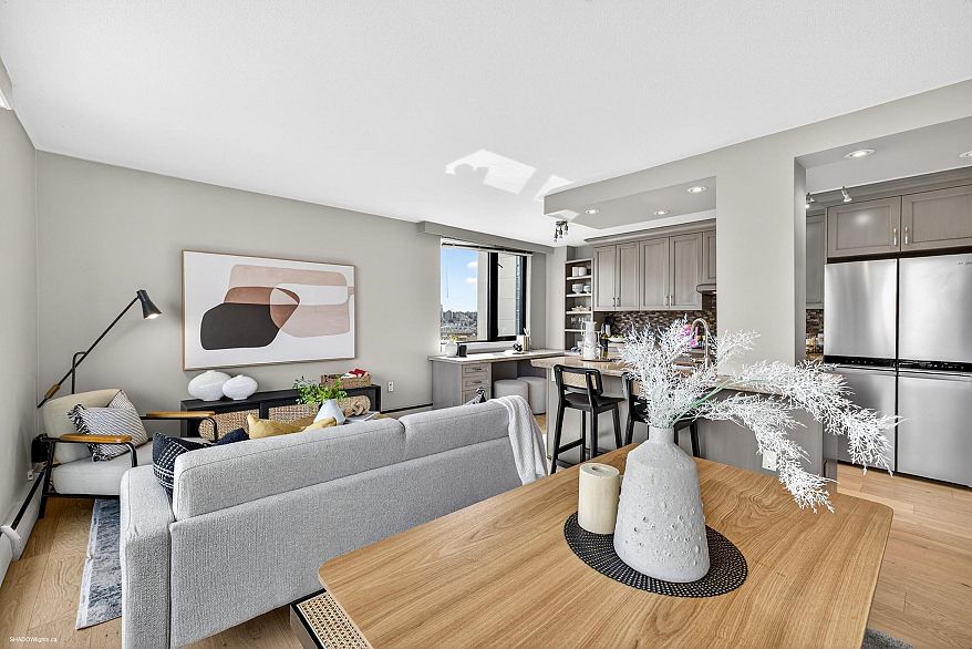 1404 1330 Harwood Street