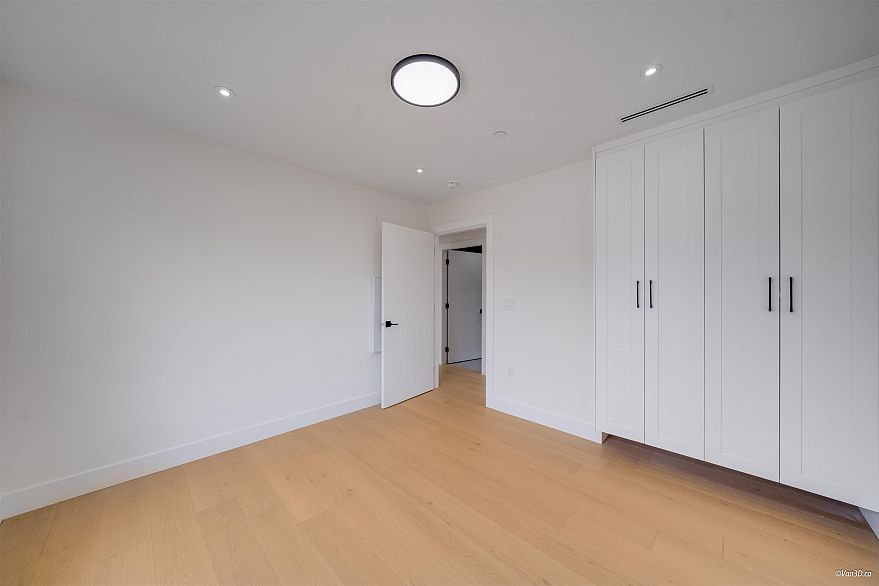 2 4463 Walden Street