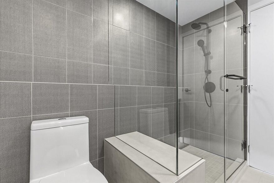 309 3590 W 39th Avenue