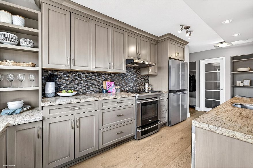 1404 1330 Harwood Street