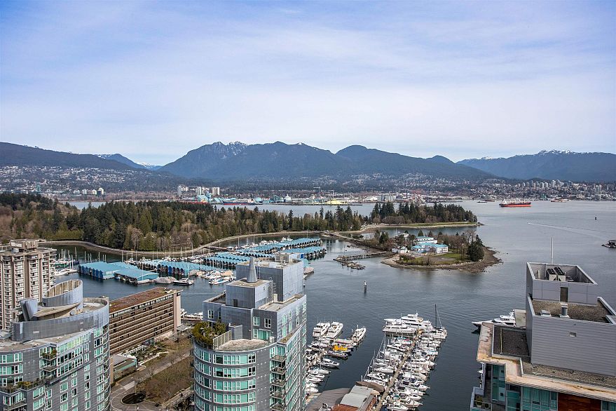 3101 1499 W Pender Street