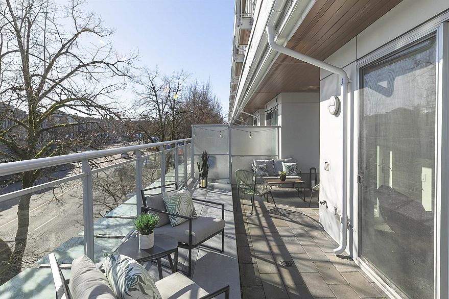 206 3333 Main Street