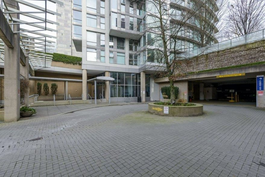 1901 1008 Cambie Street