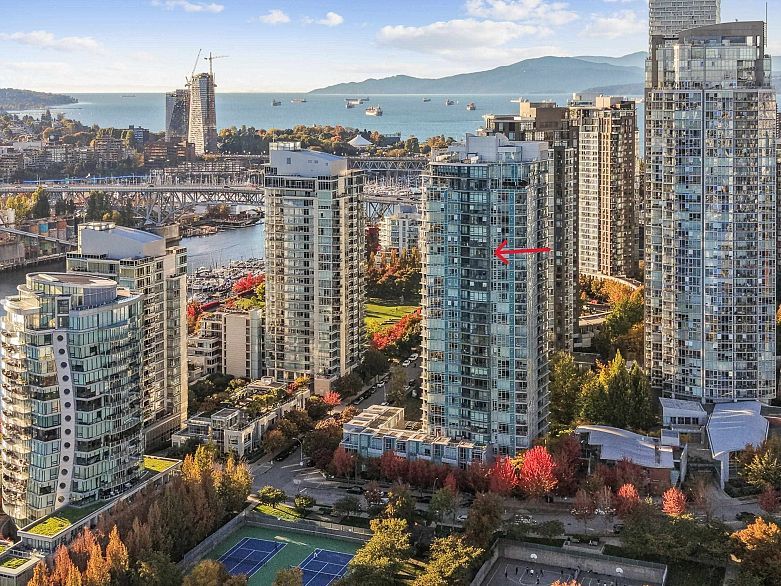 2503 1483 Homer Street