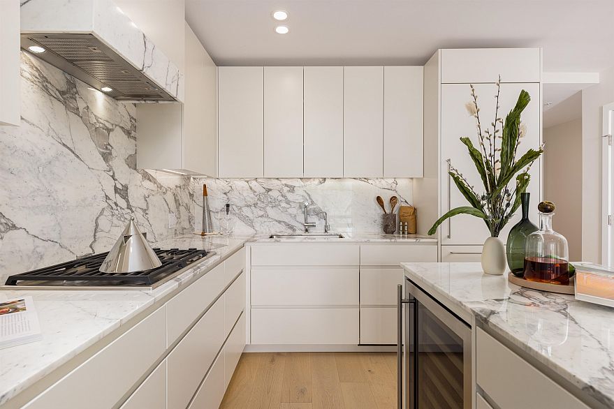 309 3668 W 10th Avenue