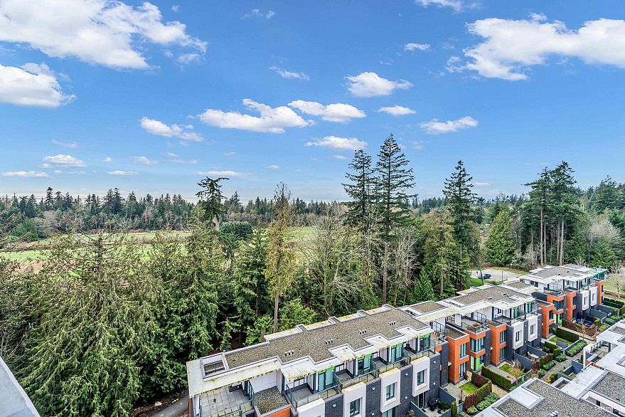 1102 3533 Ross Drive