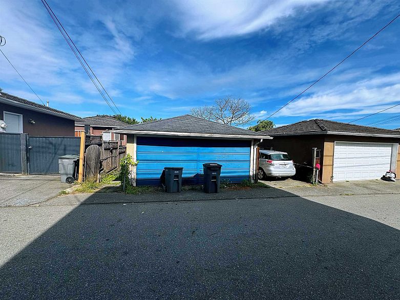 5569 Culloden Street