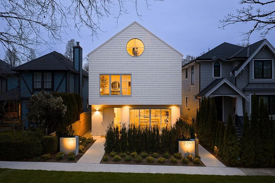 1 3449 W 22nd Avenue